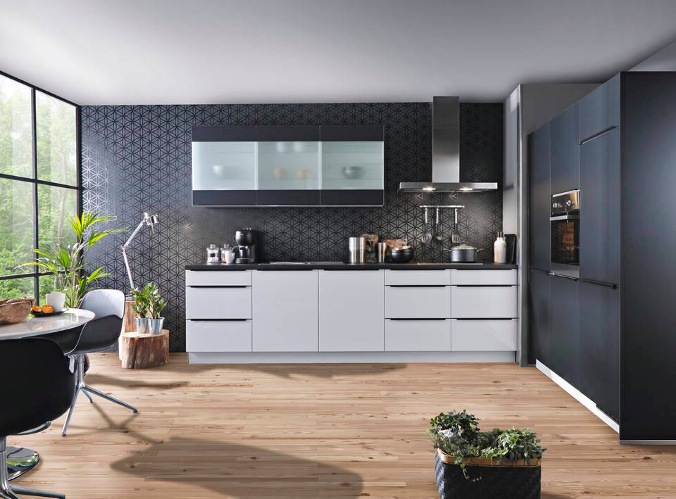 Express Küche mit Geräten in Weiß Hochglanz & Schwarz: zweizeilig, 300x184 cm, 484 cm, Spüle links | Doppelblock "EXK790-1-1-l" / Bild 1