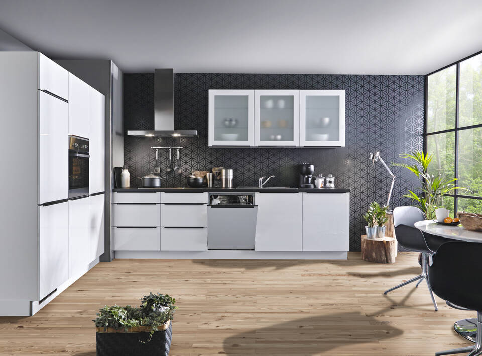 Express Küche mit Geräten in Weiß Hochglanz & Schwarz: zweizeilig, 300x180 cm, 480 cm, Spüle rechts | Doppelblock "EXK90-1-1-r" / Bild 2